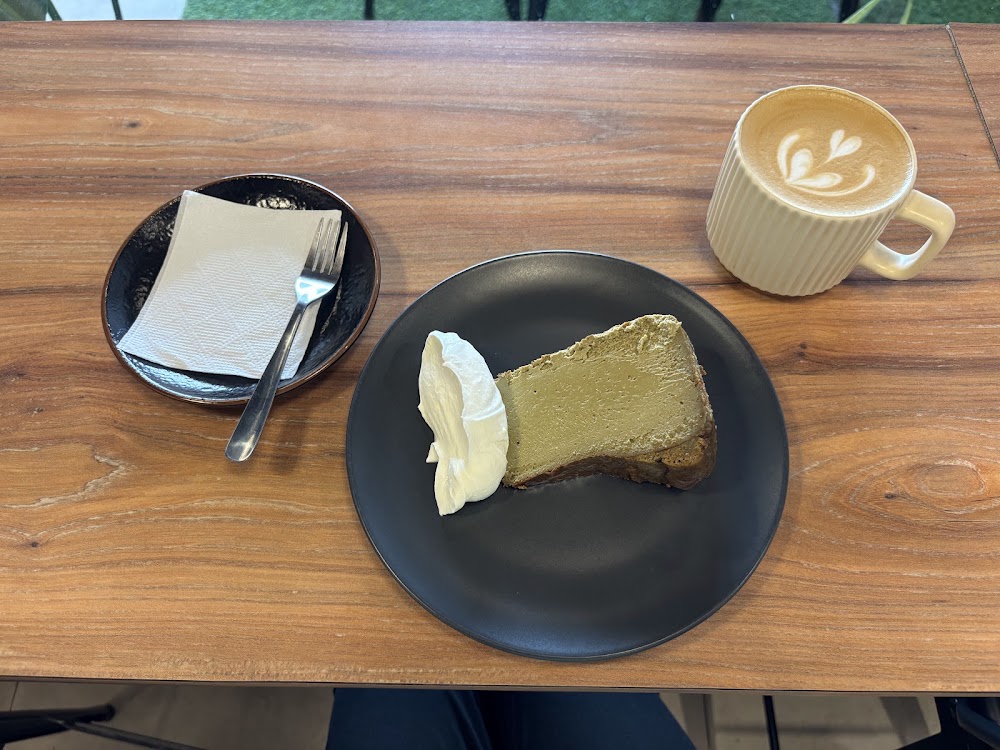Girlie's Café